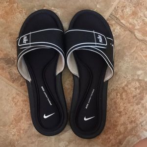 Nike slides